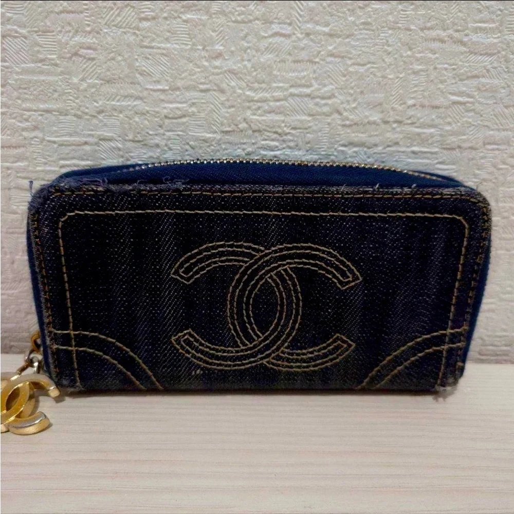 Chanel Wallet Denim Zip Around Zippy Rare CC Charm Coin Case Card Holder Mini